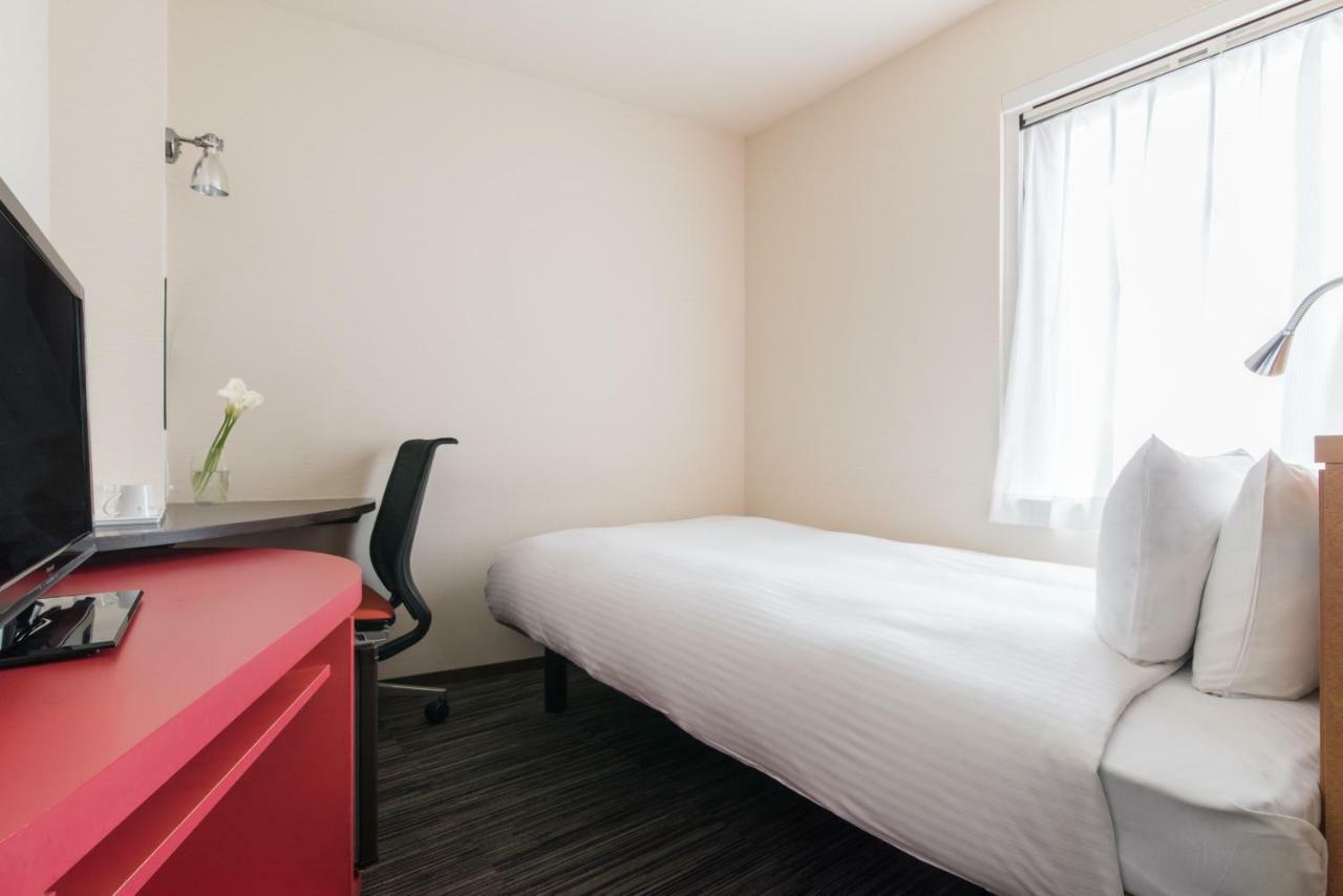 The B Hotel